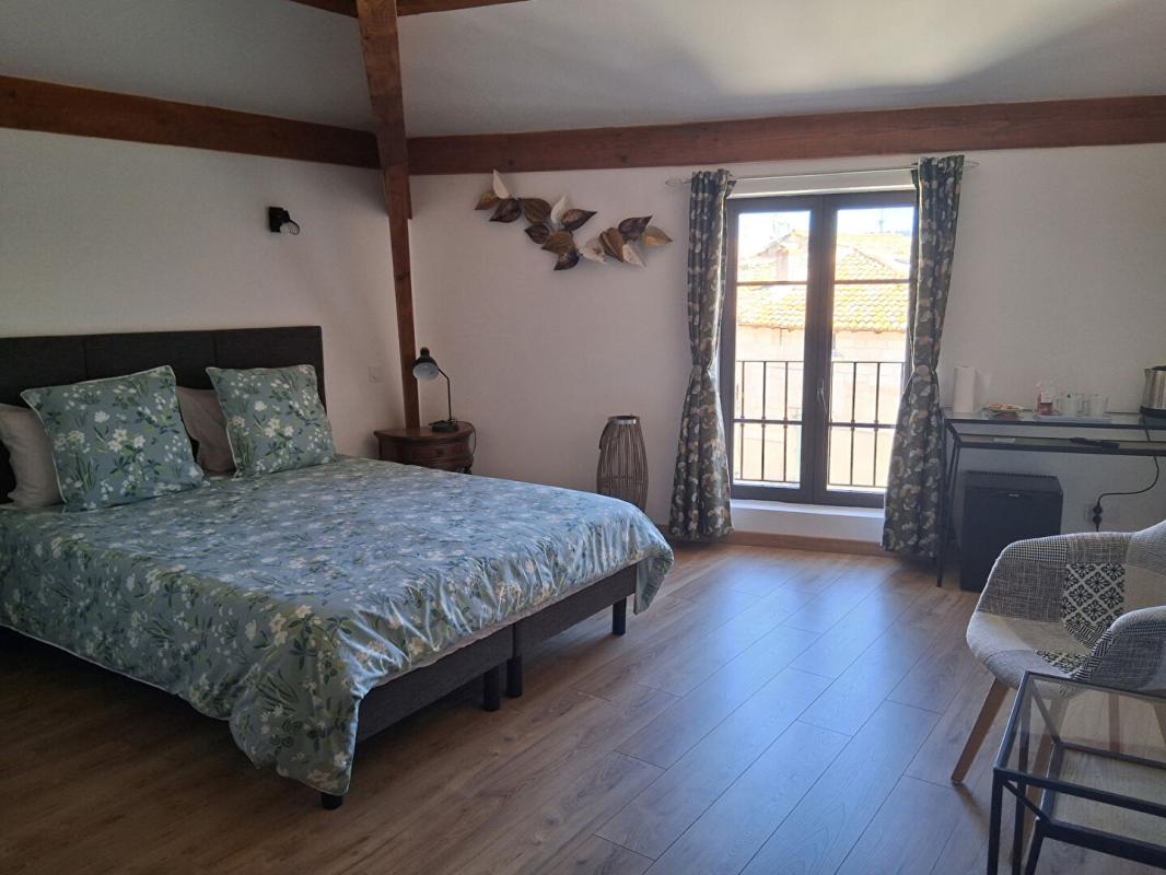 DOMAZAN Maison de village de 189 m2 à Domazan 273000 5
