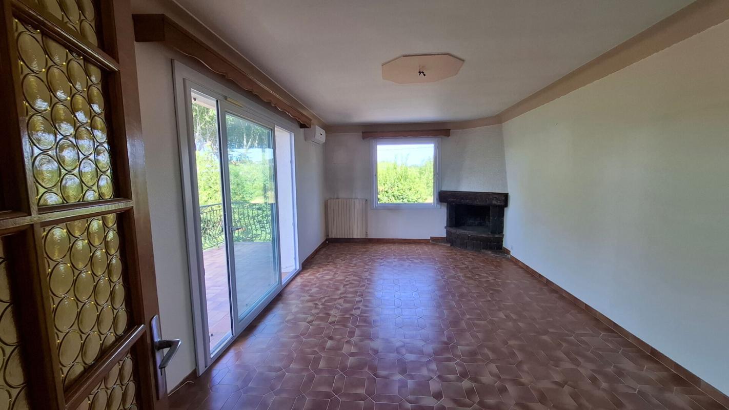 HYERES Maison à rénover - Hyères Olbius Riquier-126 m2 avec 11 800 m2 de terrain agricole 5