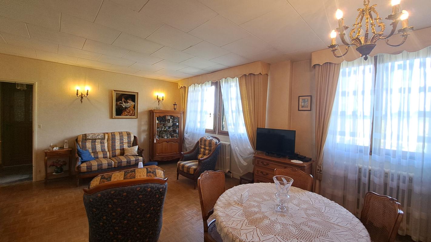 COIGNIERES Maison Coignières 142 m² Terrain 649 m² 3