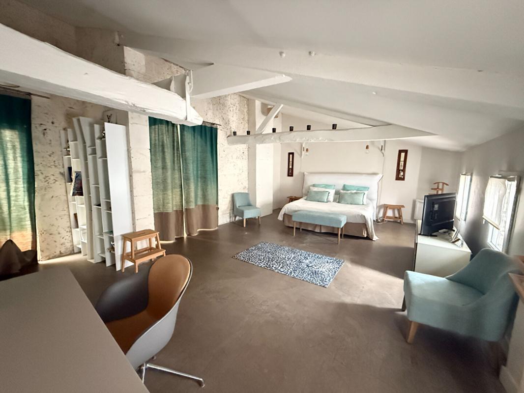 ANGOULEME LOFT 225m² ANGOULÊME PLATEAU 16