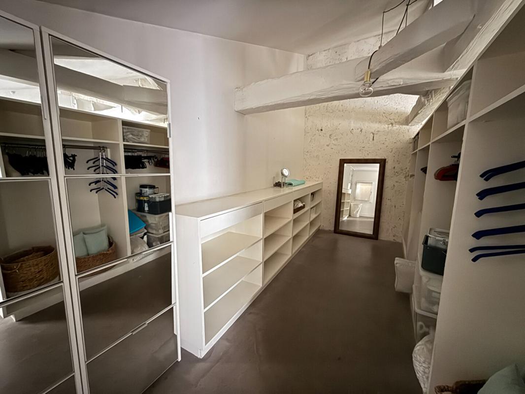 ANGOULEME LOFT 225m² ANGOULÊME PLATEAU 17