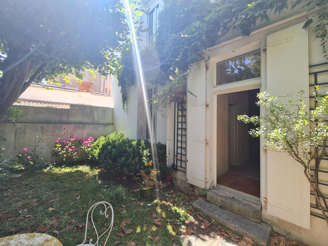 LA ROCHELLE Maison Bourgeoise La Rochelle 10 pièce(s) 265 m2 6