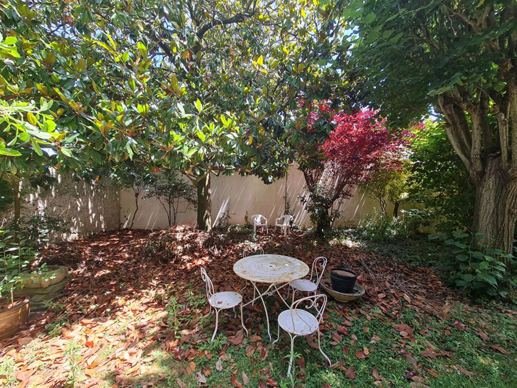 LA ROCHELLE Maison Bourgeoise La Rochelle 10 pièce(s) 265 m2 8