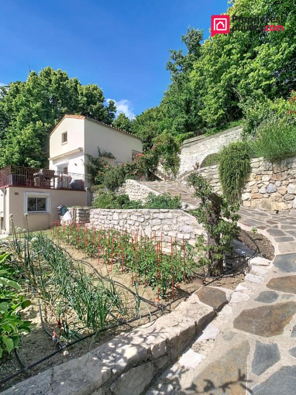 AUMESSAS Appartement Aumessas 1 pièce(s) 60 m2 13
