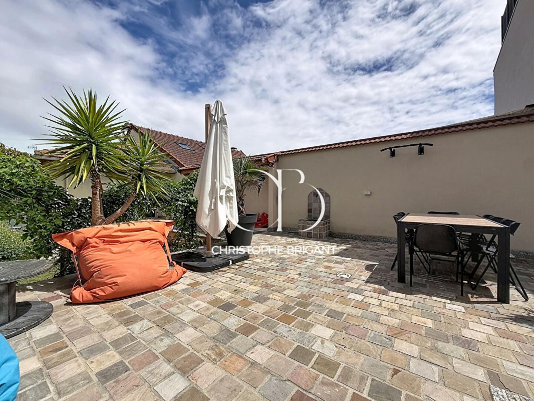 VILLEJUIF Maison d'exception, rénovée, sans vis-à-vis de 6 pièces 128 m2 11