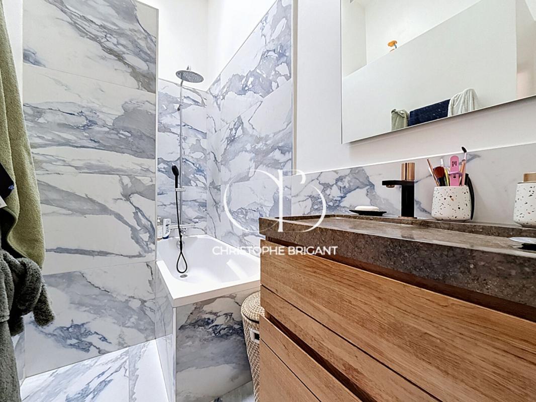 VILLEJUIF Maison d'exception, rénovée, sans vis-à-vis de 6 pièces 128 m2 16