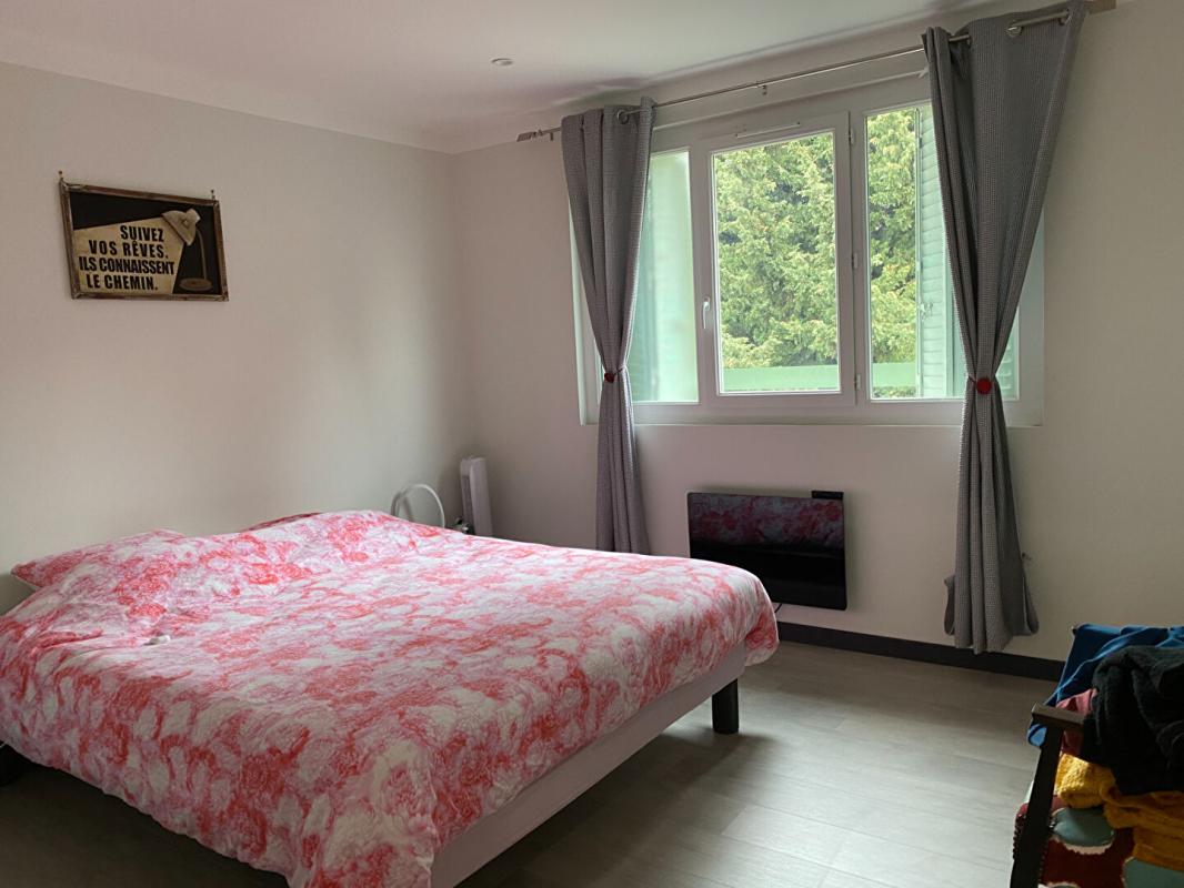 ISTRES Appartement T3 de standing dans une résidence de charme Art Déco 5