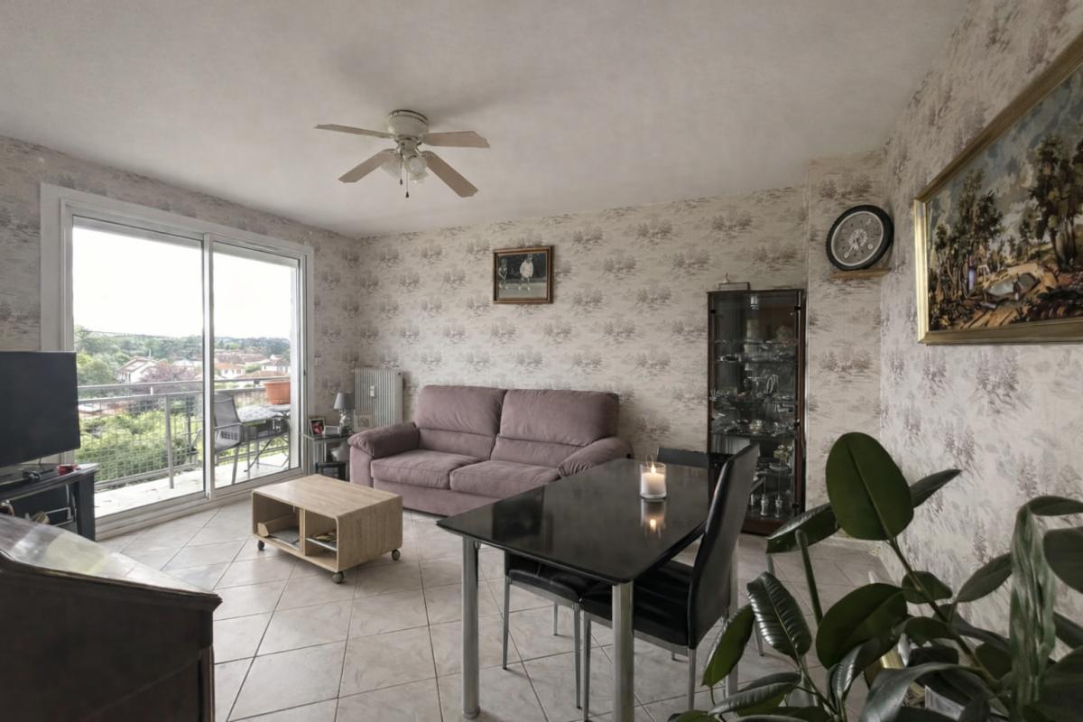 ROANNE EXCLUSIVITÉ  APPARTEMENT T2 EN BORD DE LOIRE 1