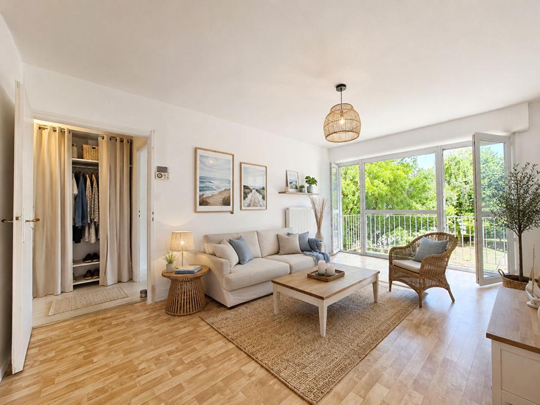 LA ROCHELLE Appartement La Rochelle 4 pièces74 m2 avec balcon, cave et ascenseur 1