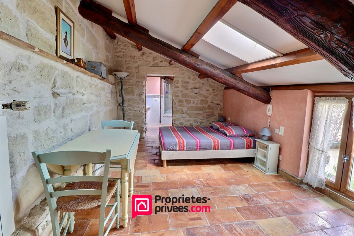 UZES UZES centre, Maison en pierres avec jardin 10