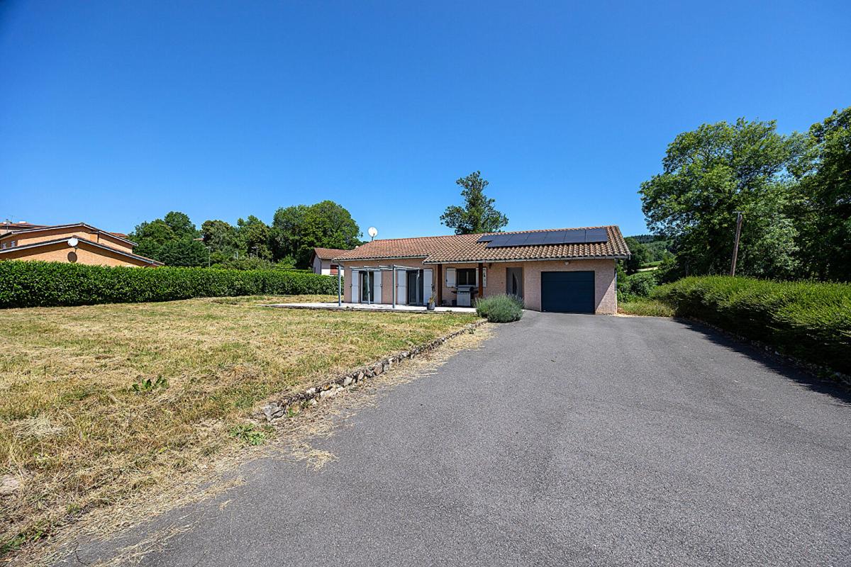 SAINT-CYR-DE-VALORGES Maison 5 pièce(s) 98 m2 7