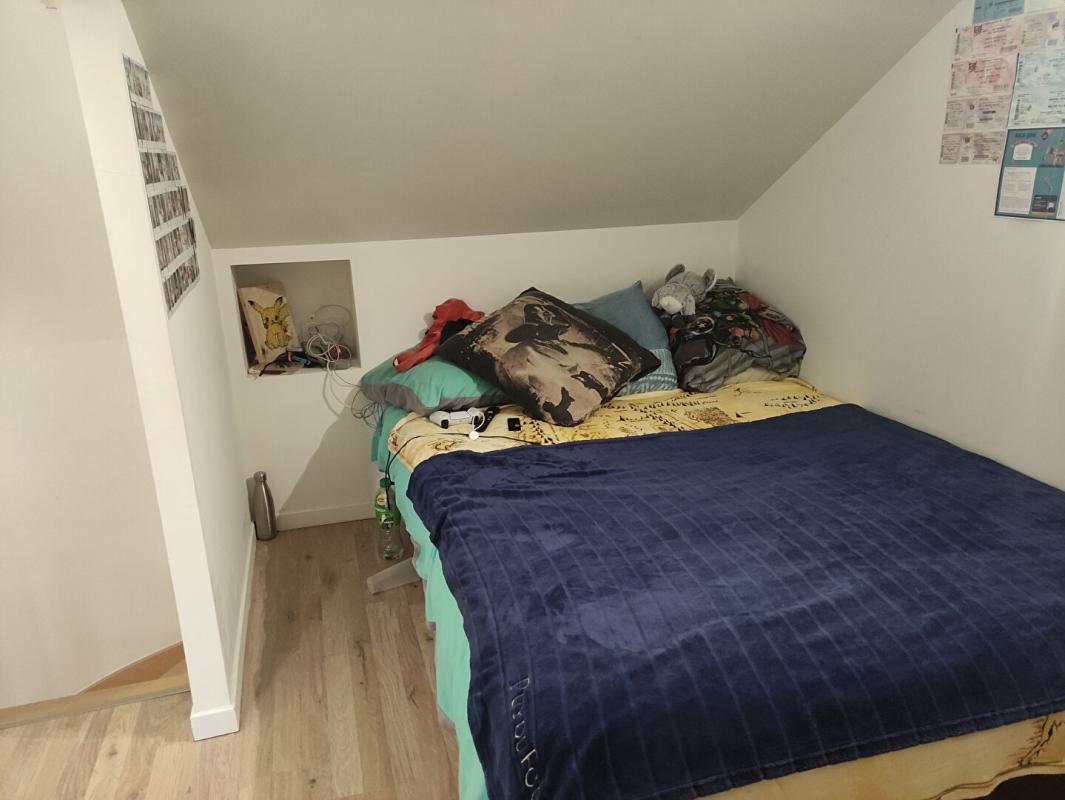 POUZAUGES Ensemble immobilier, 84 m² 6
