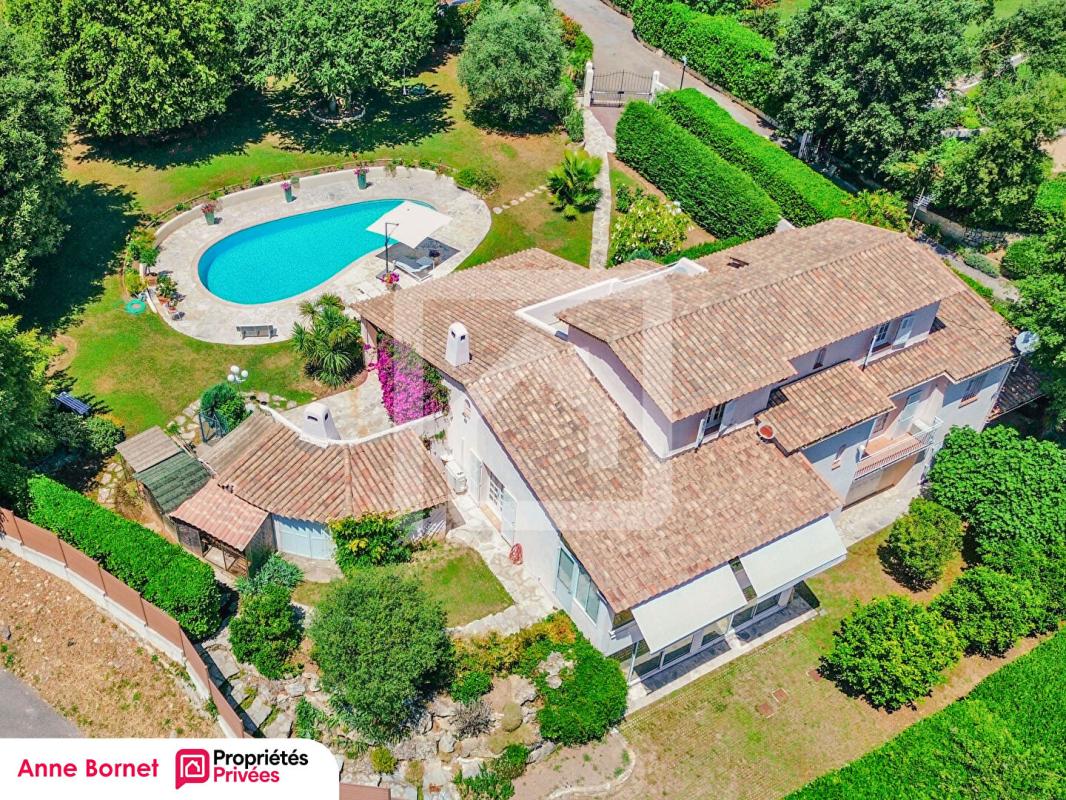 LE ROURET Propriété 7 pièces 301 m2 avec parc paysager et piscine - LE ROURET 5