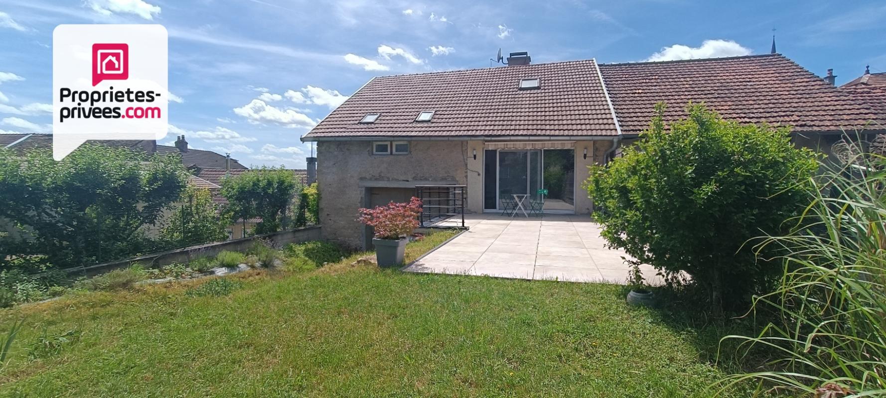HAUTEVELLE Maison 7 chambres 184 m2 avec piscine 1