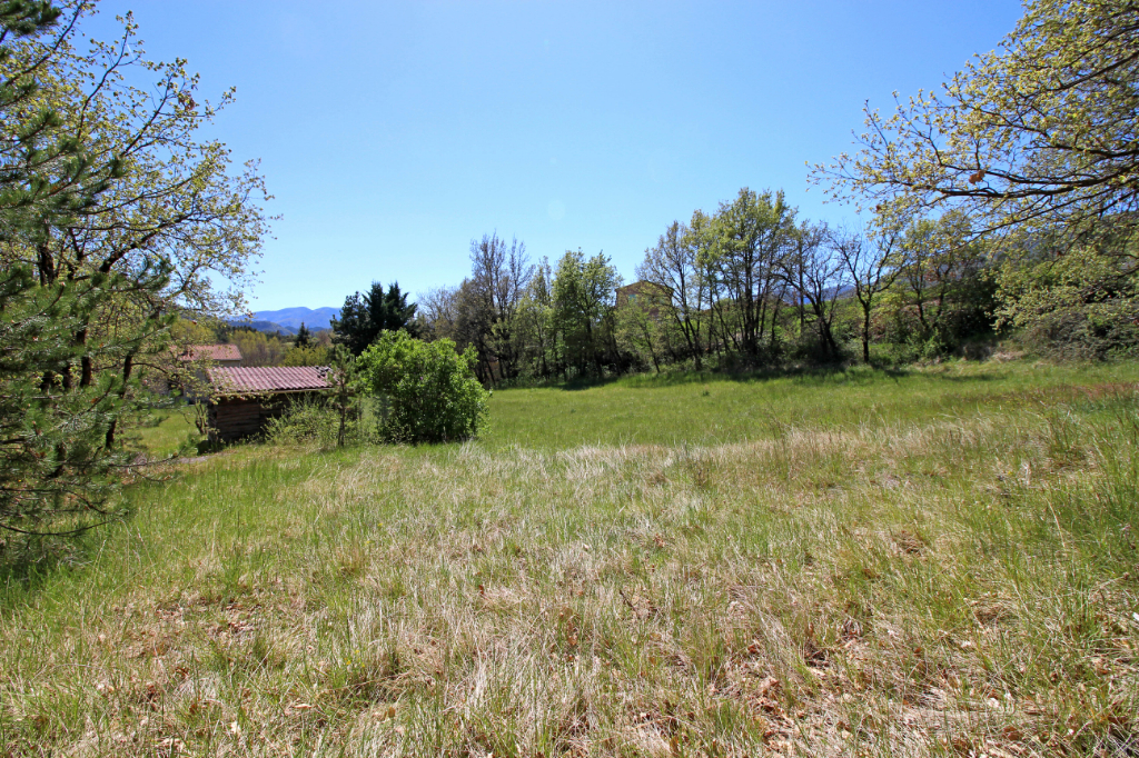 LE BRUSQUET Alpes-de-Haute-Provence :Terrain viabilisé 1733m2 Le Brusquet (04 420) 4