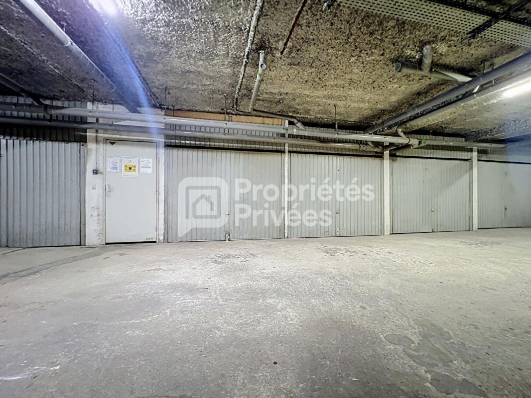 LE CANNET Appartement Le Cannet 2 pièces de 31 m2 avec Garage 16
