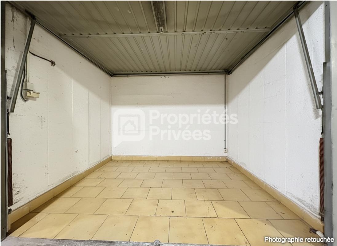 LE CANNET Appartement Le Cannet 2 pièces de 31 m2 avec Garage 17