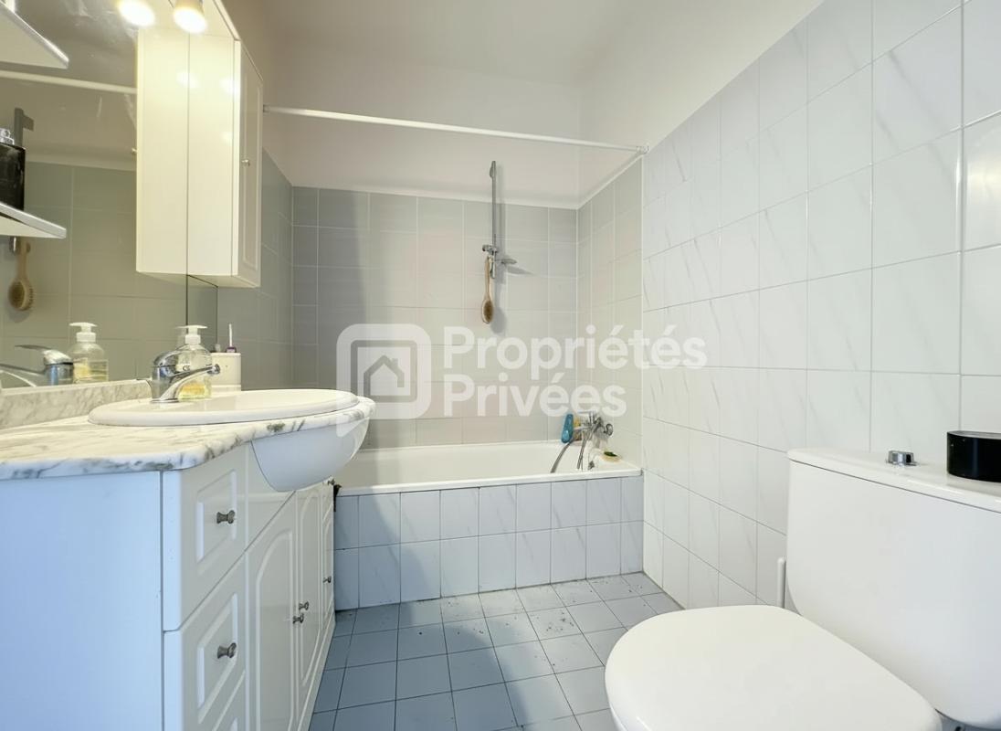 LE CANNET Appartement Le Cannet 2 pièces de 31 m2 avec Garage 8