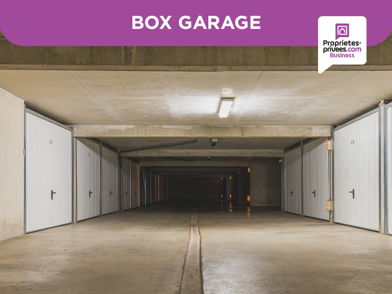 MONTIGNY-LE-BRETONNEUX EXCLUSIVITE SAINT QUENTIN EN YVELINES - Parking / box 14 m² 1