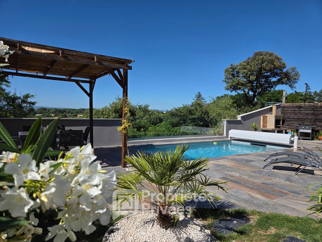 CHATEAUNEUF-DU-RHONE Maison 4 pièces 110 m2 1
