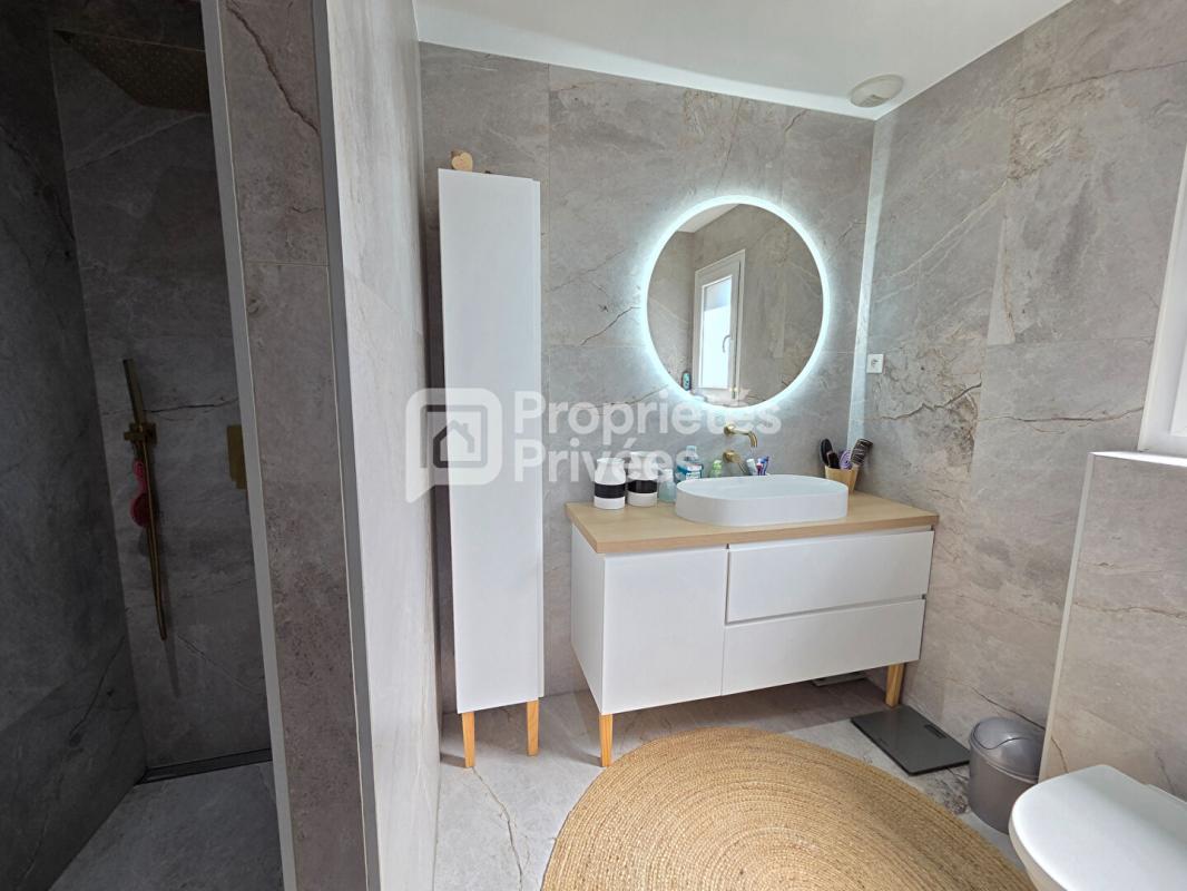 CHATEAUNEUF-DU-RHONE Maison 4 pièces 110 m2 8