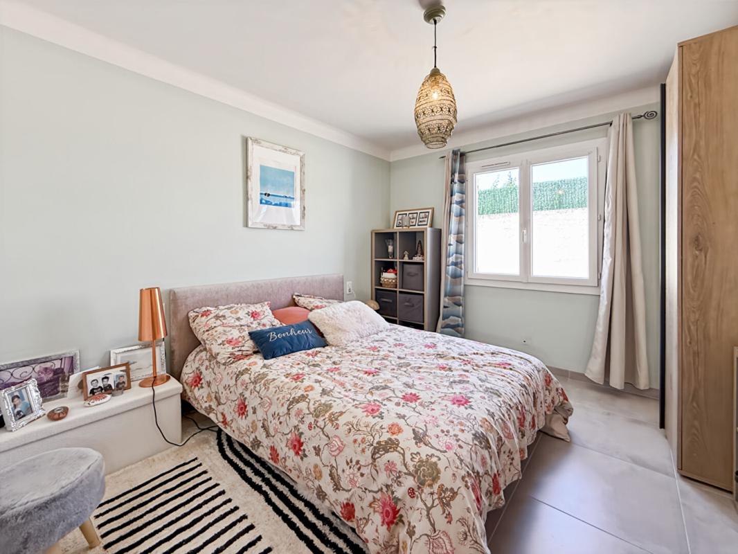 MOURIES À Vendre maison rénovée avec piscine et dépendance à Mouriès 12
