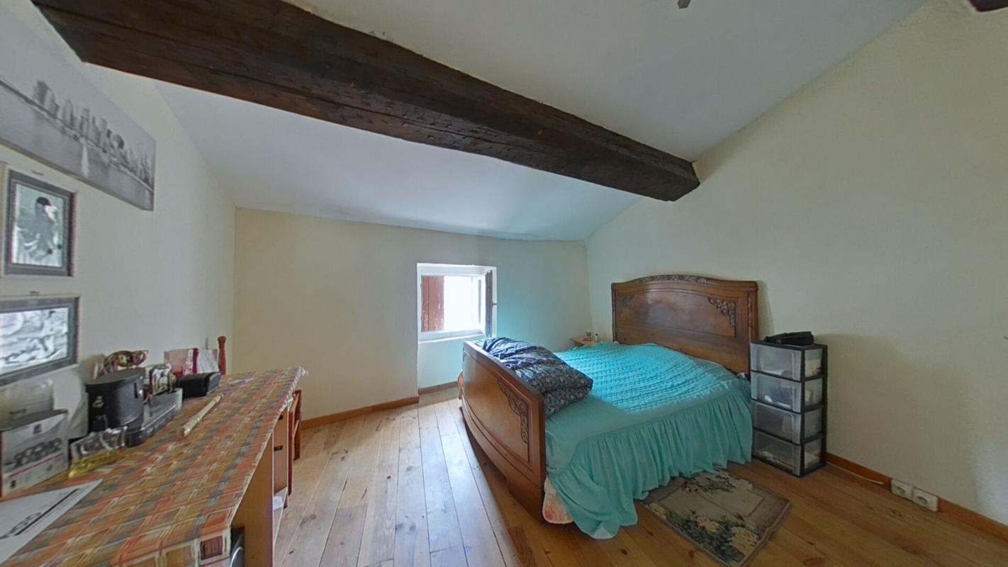 OUVEILLAN Maison de village à Ouveillan 8 pièces - 240 m² avec extèrieur 15