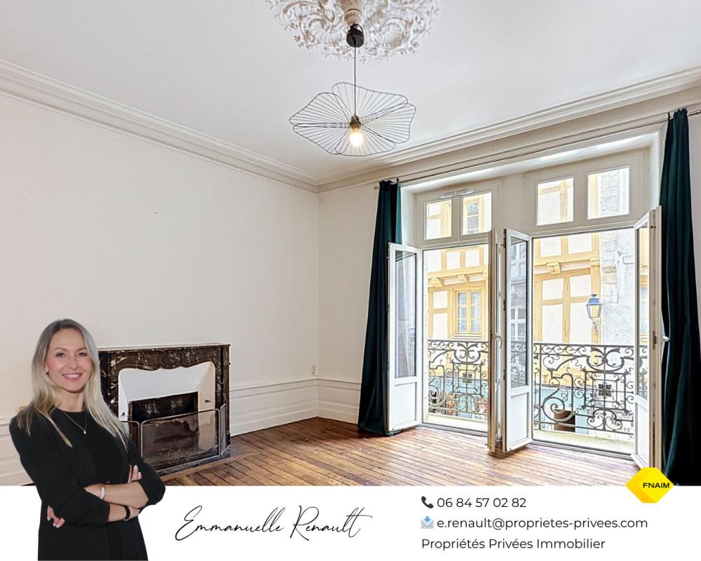VANNES Vannes Intramuros · Appartement de caractère de 72 m² avec vue sur les colombages 1