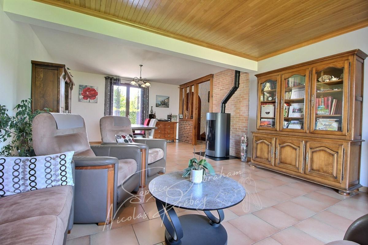 VOVES Maison individuelle avec sous-sol et jardin 3