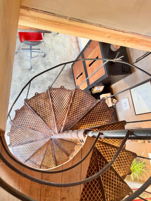 LABASTIDE-ROUAIROUX Superbe loft d'architecte avec atelier d'artiste - Montagne noire 10