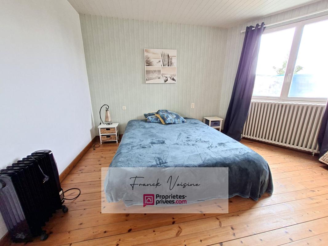 MOUCHAMPS A VENDRE à Mouchamps Centre bourg, maison de 74 m2 avec 2 chambres et un bureau 16