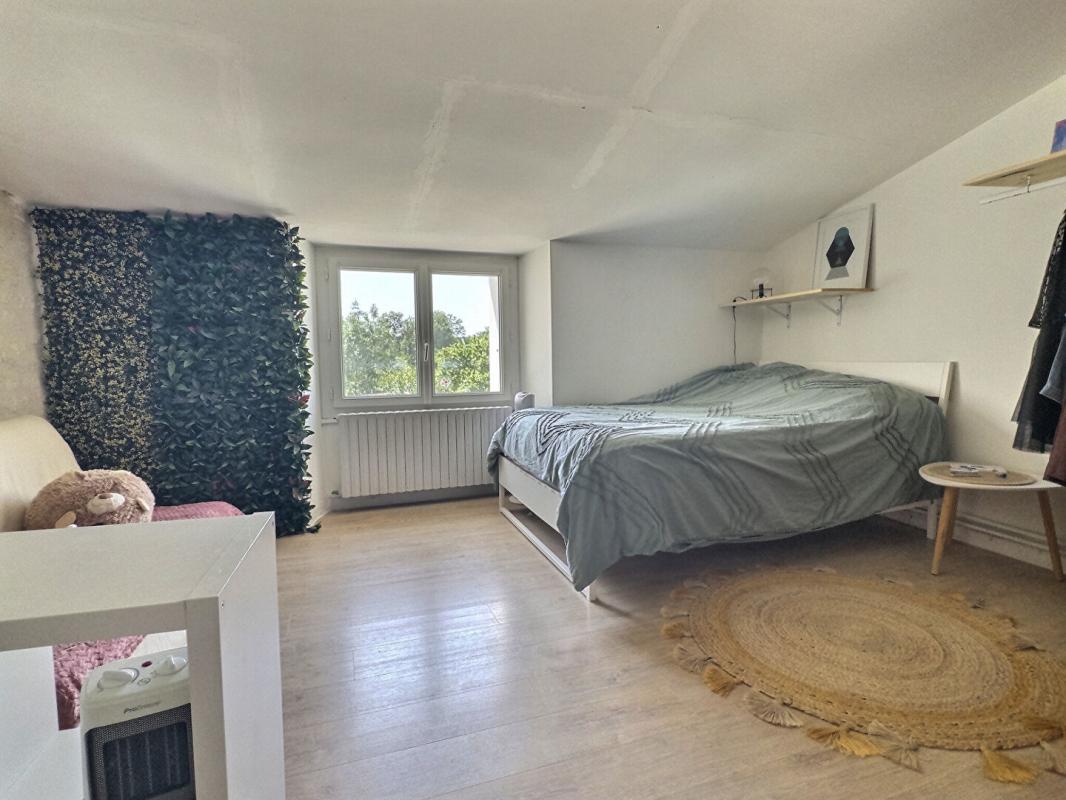 PRAHECQ Maison Prahecq 3 pièce(s) 594 m2 12