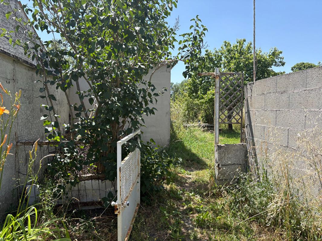 PRAHECQ Maison Prahecq 3 pièce(s) 594 m2 16
