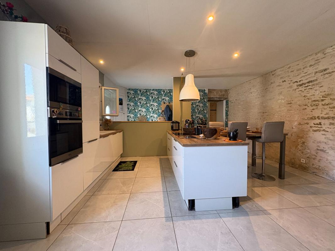 PRAHECQ Maison Prahecq 3 pièce(s) 594 m2 4