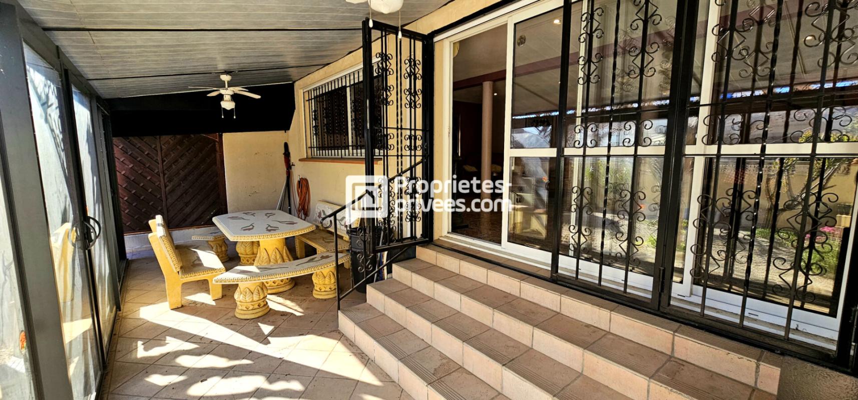 SAINT-CYPRIEN Maison Saint Cyprien secteur port 4 pièces de 165 m2 5