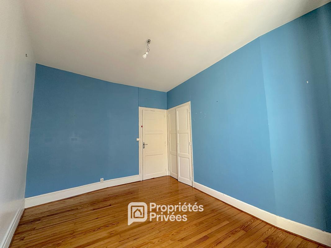 CLERMONT-FERRAND Maison T7 ( 5 ch ) 162 m2 avec garage, terrasse et cave 13