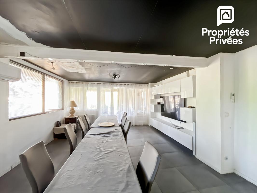 SAINT-ANDRE-DE-CUBZAC Maison en pierre - 287m2 - 5 chambres - 4entrées indépendantes : famille, colocation ou investissement, à vous de choisir 4
