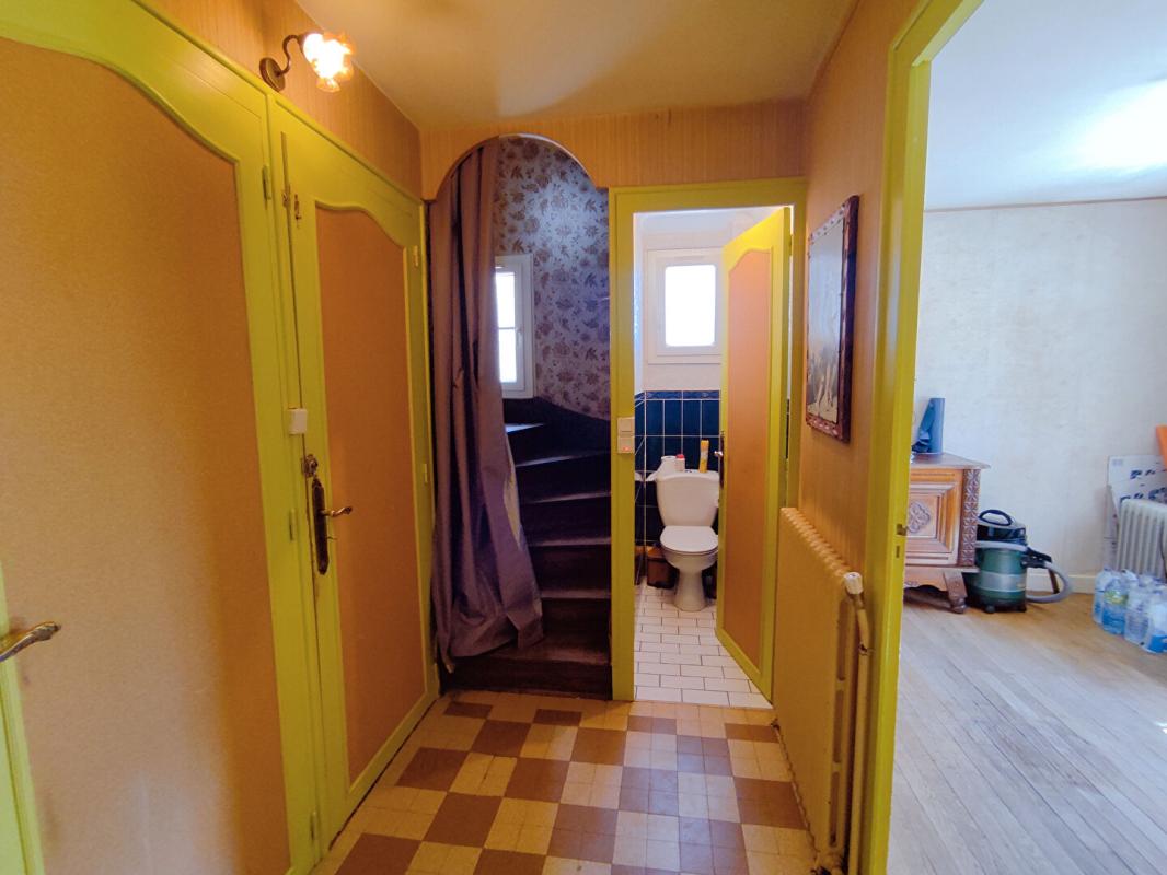 CHATELLERAULT Maison 7 pièces 133 m2  avec jardin 11