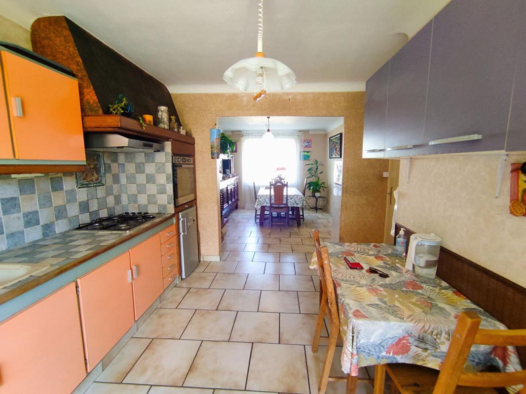 CHATELLERAULT Maison 7 pièces 133 m2  avec jardin 9