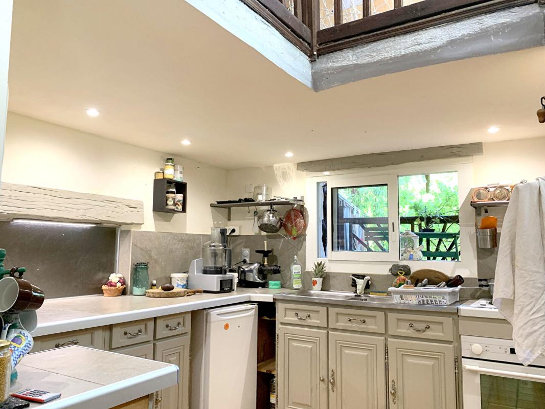 MONTCUQ 46800 Montcuq -Propriété de caractère 420 m², 11 chambres, piscine et espace bien-être sur 2,5 ha 6