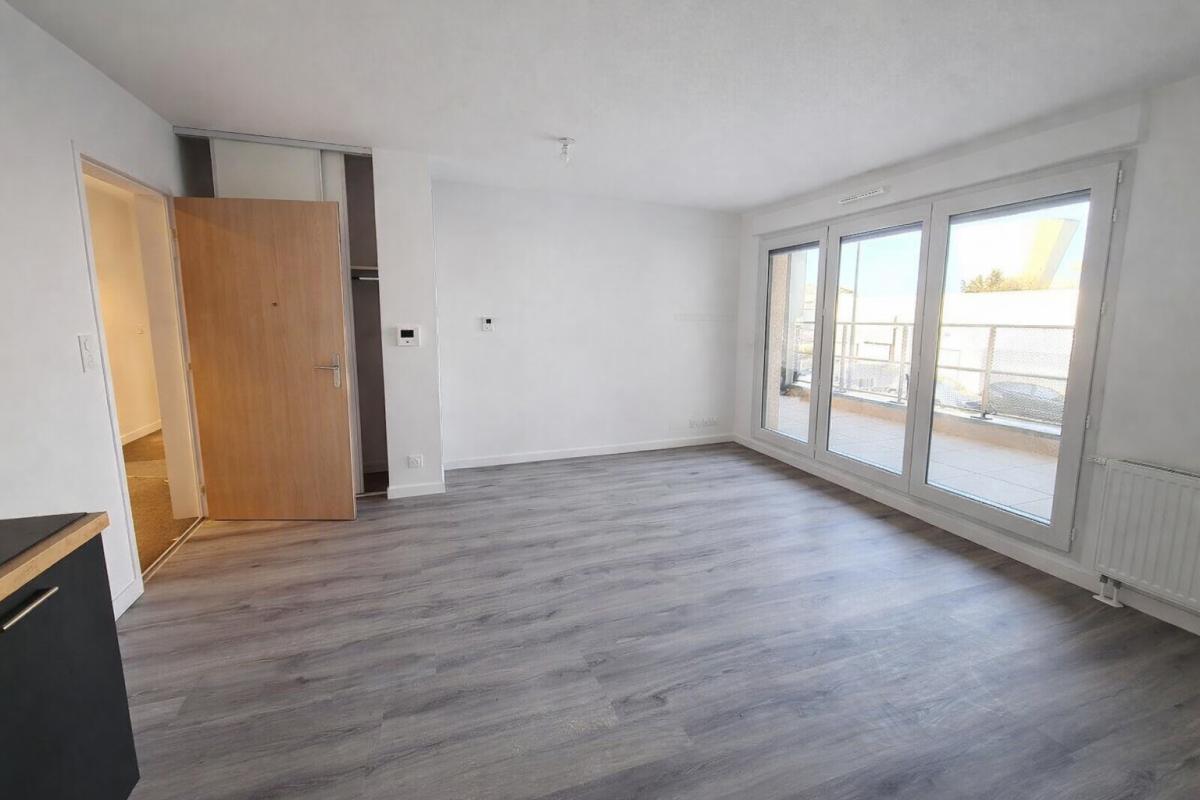 ANGERS Appartement Angers 2 pièce(s) de 2023 loué avec loggia et parking 5