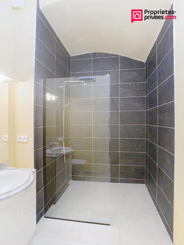 SUMENE Immeuble Sumene 6 pièce(s) 207 m2 7