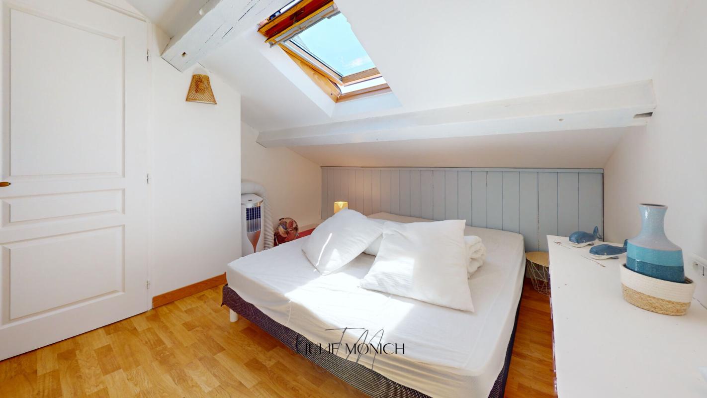 CERBERE A deux pas de la plage, 3 chambres, parking 13