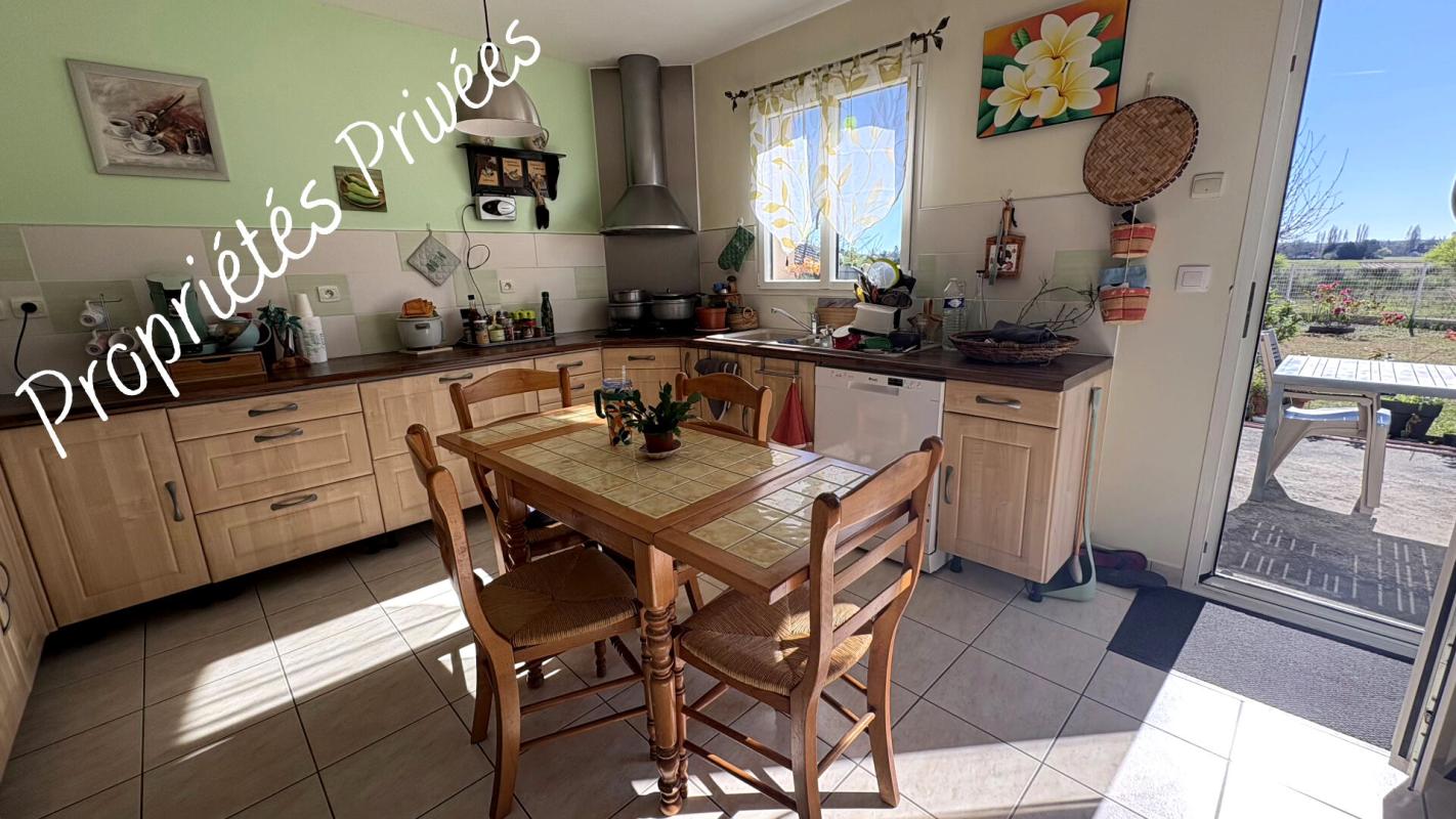 FRESNES Maison Fresnes 8 pièce(s) 112 m2 2