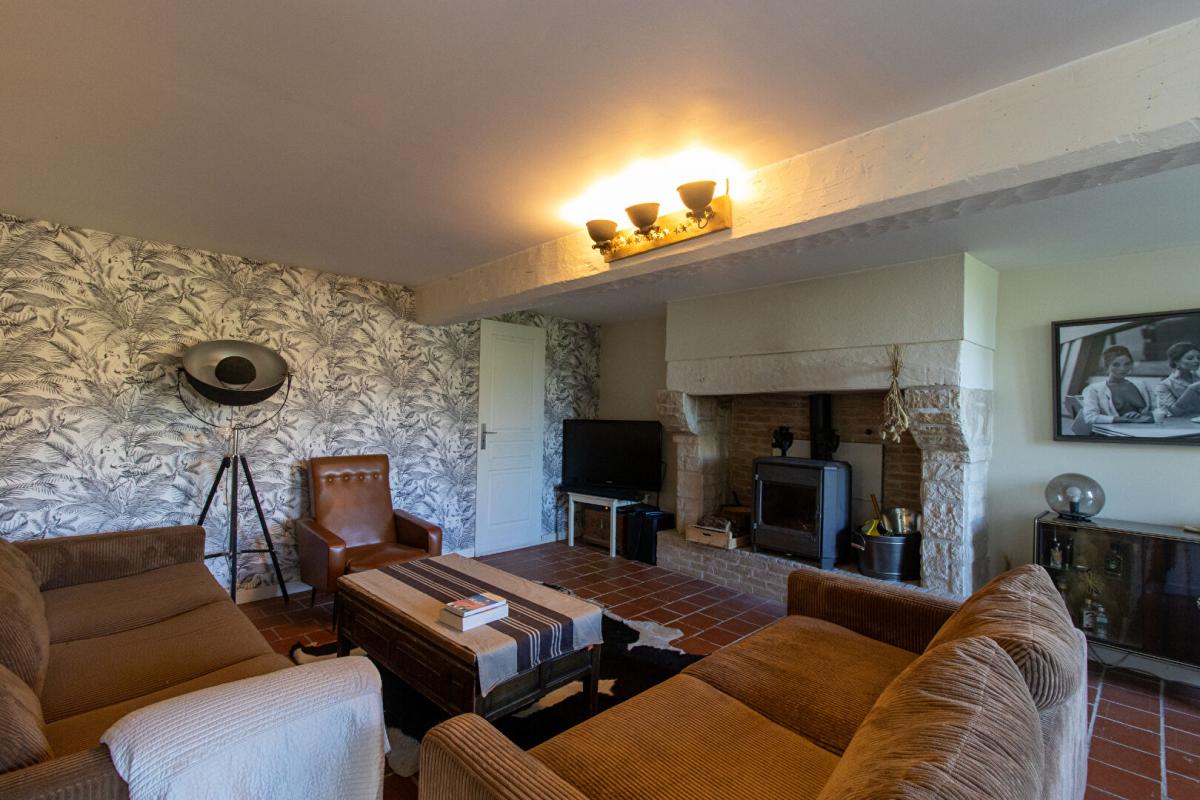 NEUVIC Charmante propriété en pierre, 254 m² à l'ouest de PERIGUEUX 24000 12