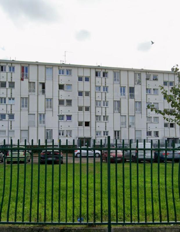 CLICHY-SOUS-BOIS Appartement 3 pièce(s)  61 m2 93390  Clichy Sous Bois 1