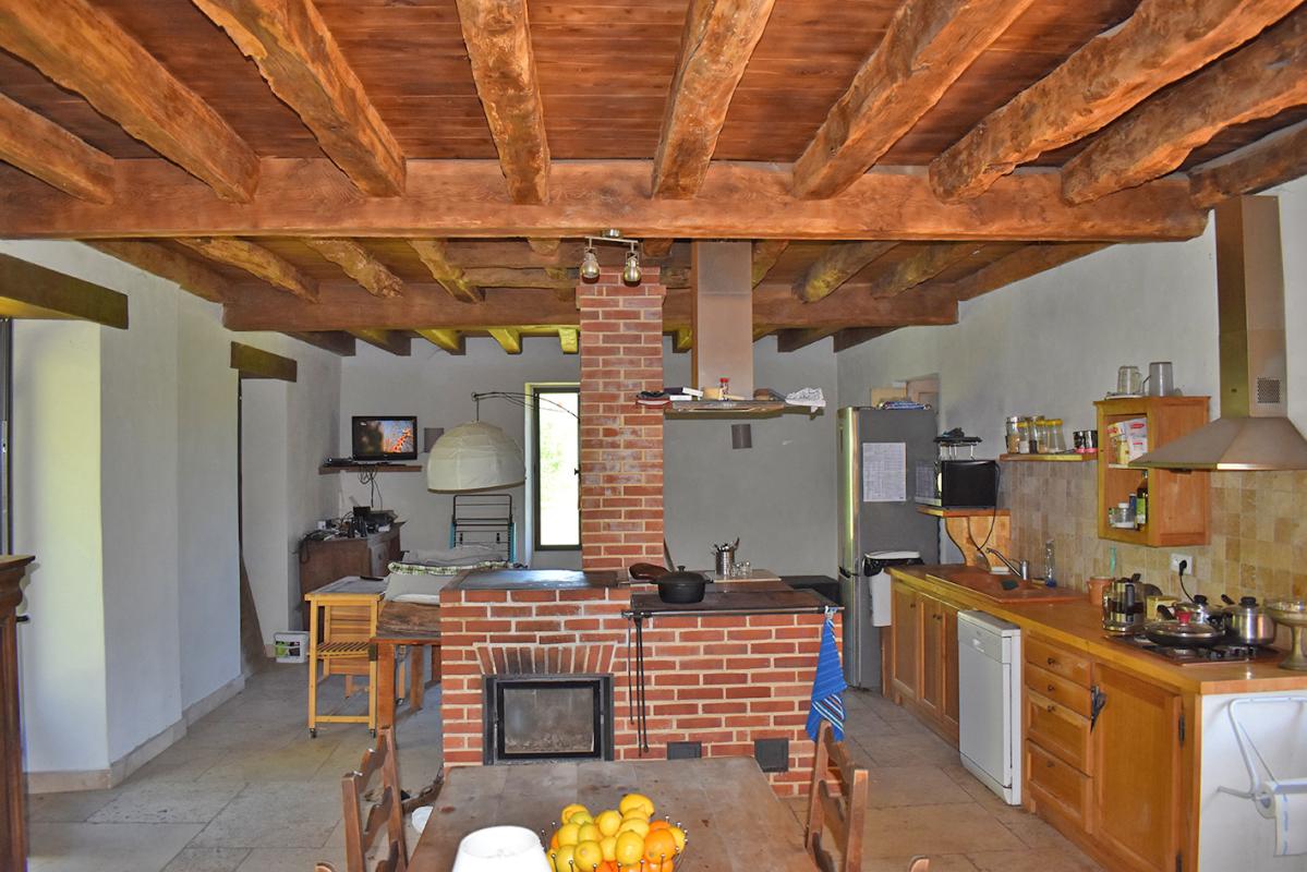 SAINT-GENIES Propriété St Genies 5 pièce(s) 160 m2 12