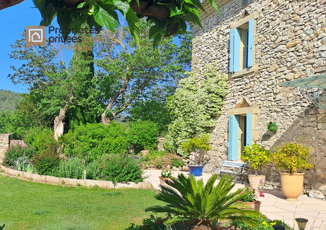 UZES Mas restauré proche Uzès 11