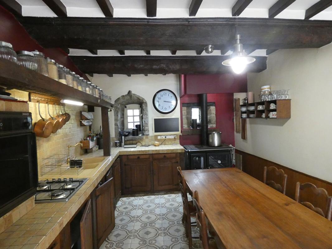 VILLEBAUDON En Basse Normandie : Manoir de 331m2 de 8 pièces sur plus de 6 hectares ! Belle rénovation ! 5