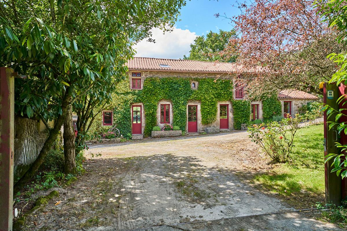 LA GAUBRETIERE Maison de maître La Gaubretiere 8 pièces 208 m2 4